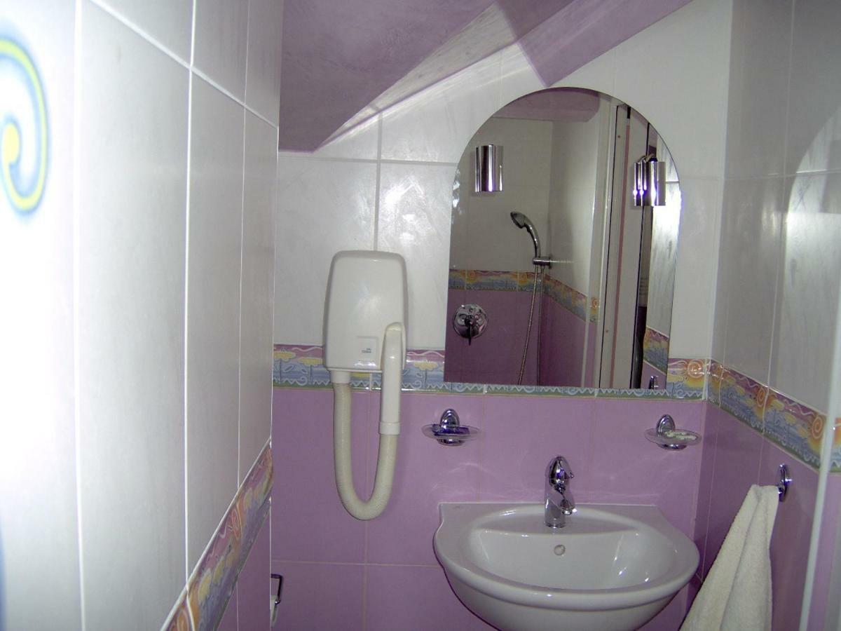 Hotel Kamelia Varna Dış mekan fotoğraf